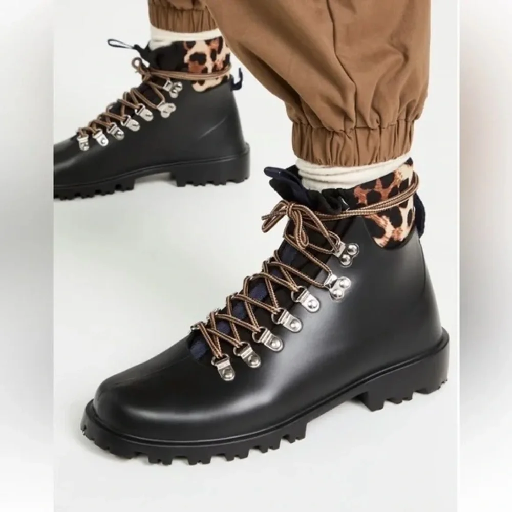 NWT Arizona Love - Colorado Eva Hiking Boots - Womens Size 7
